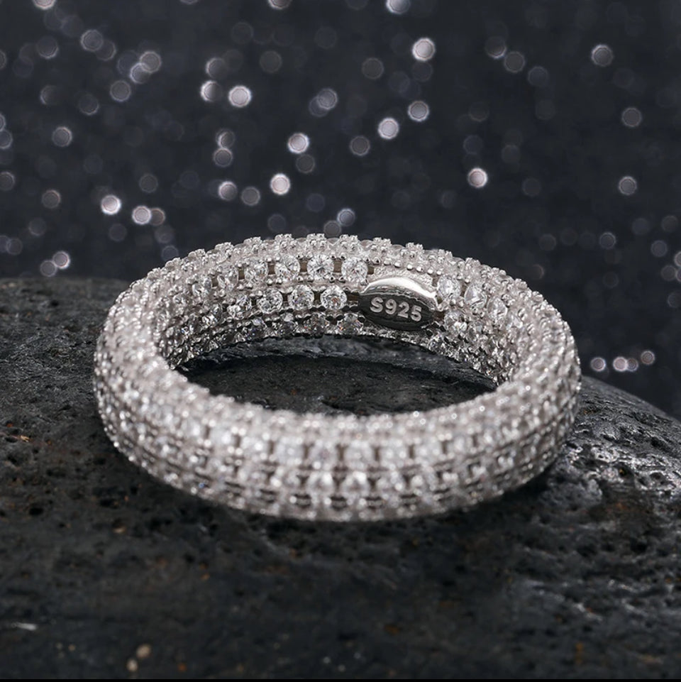 925. Sterling Silver Round Ring